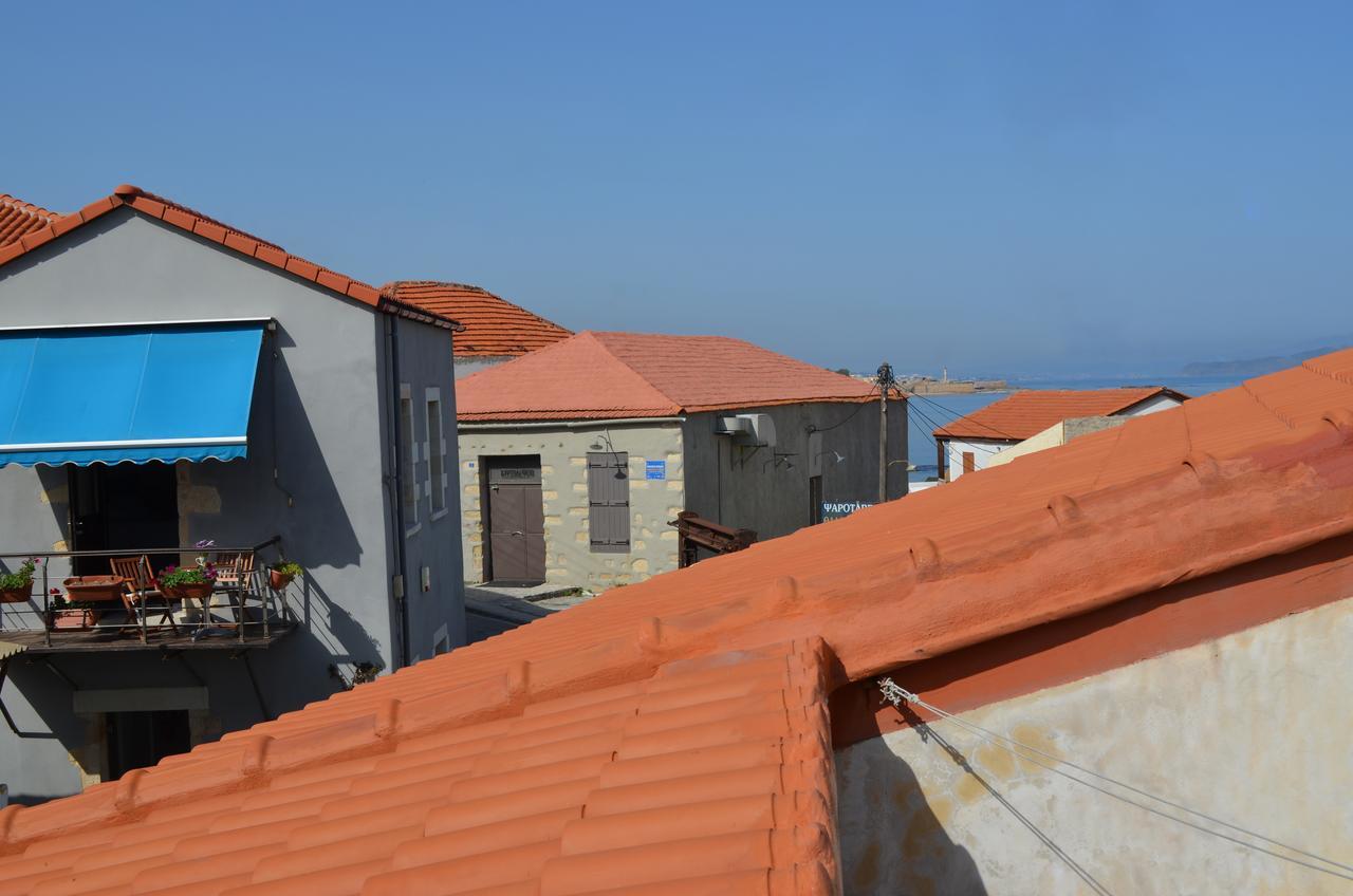 Loft Chania Chrissi Akti Chania Exterior foto